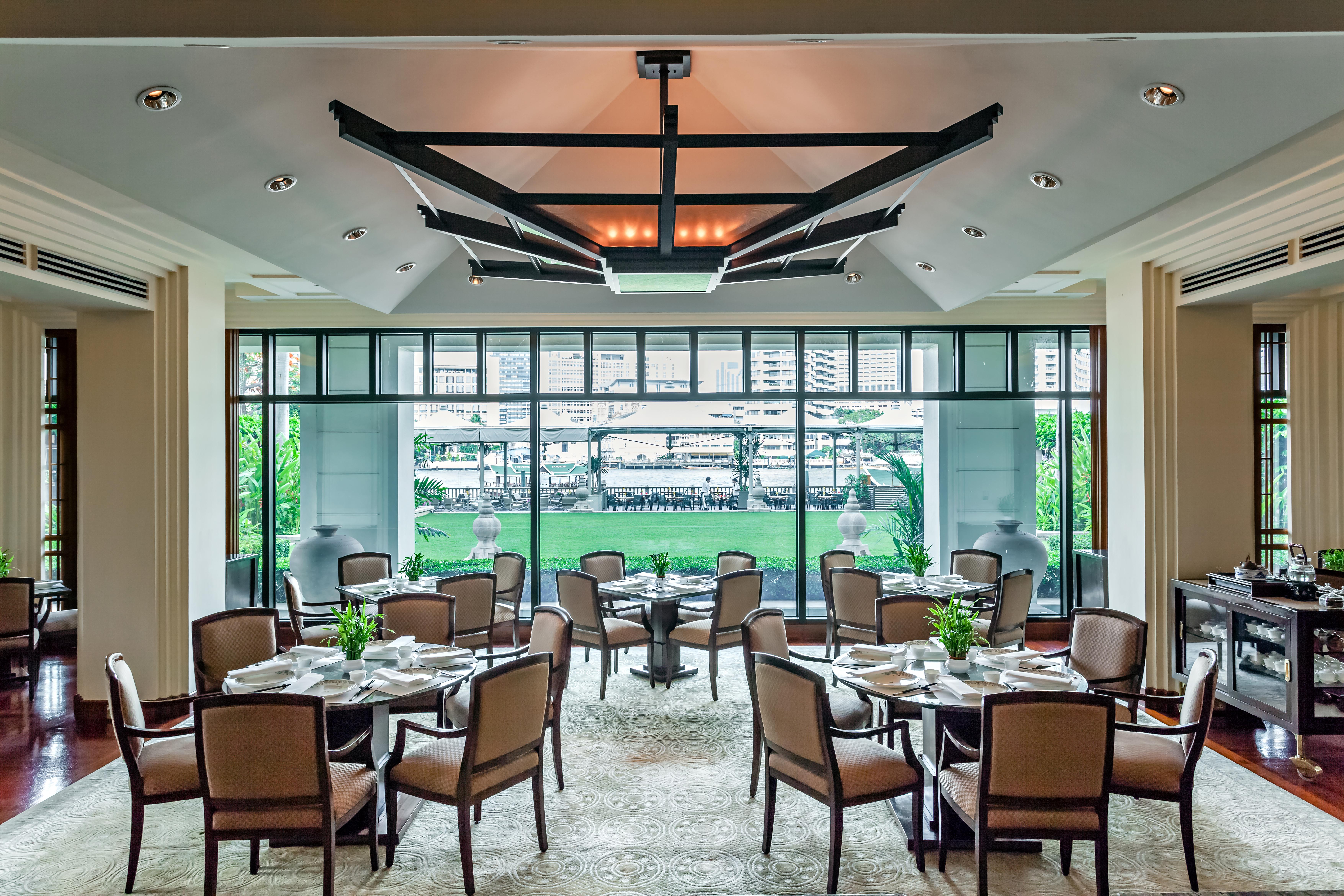 The Peninsula Bangkok Hotel Exterior foto The Club Lounge at the Hong Kong InterContinental